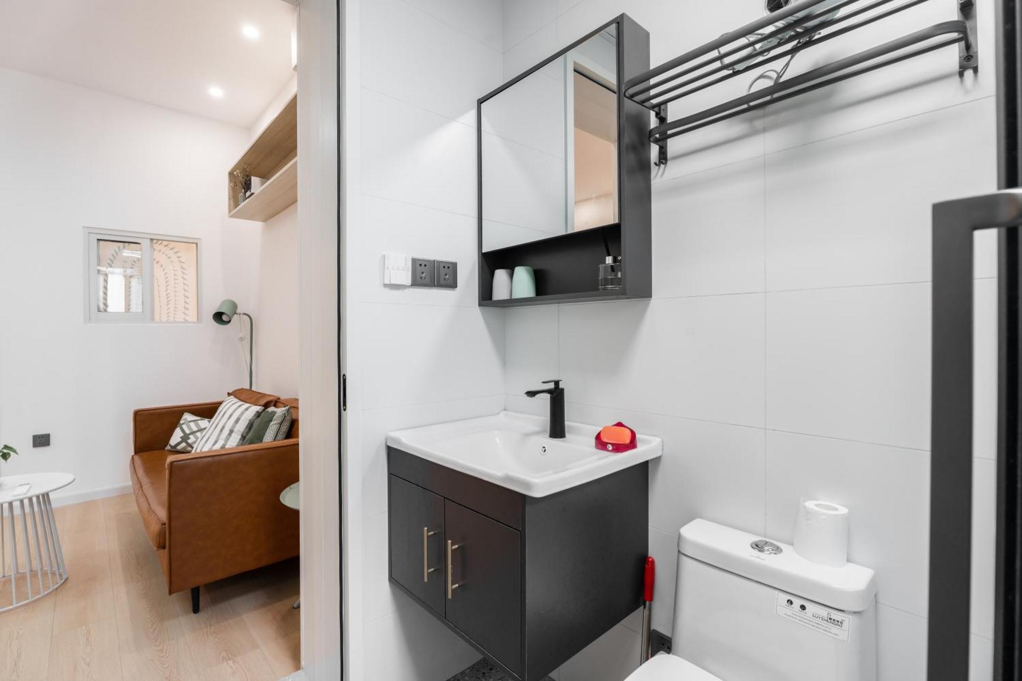 Hills&xing 1885 Family Near Line2 & Line12 West Nanjing Road Apartment Shanghai