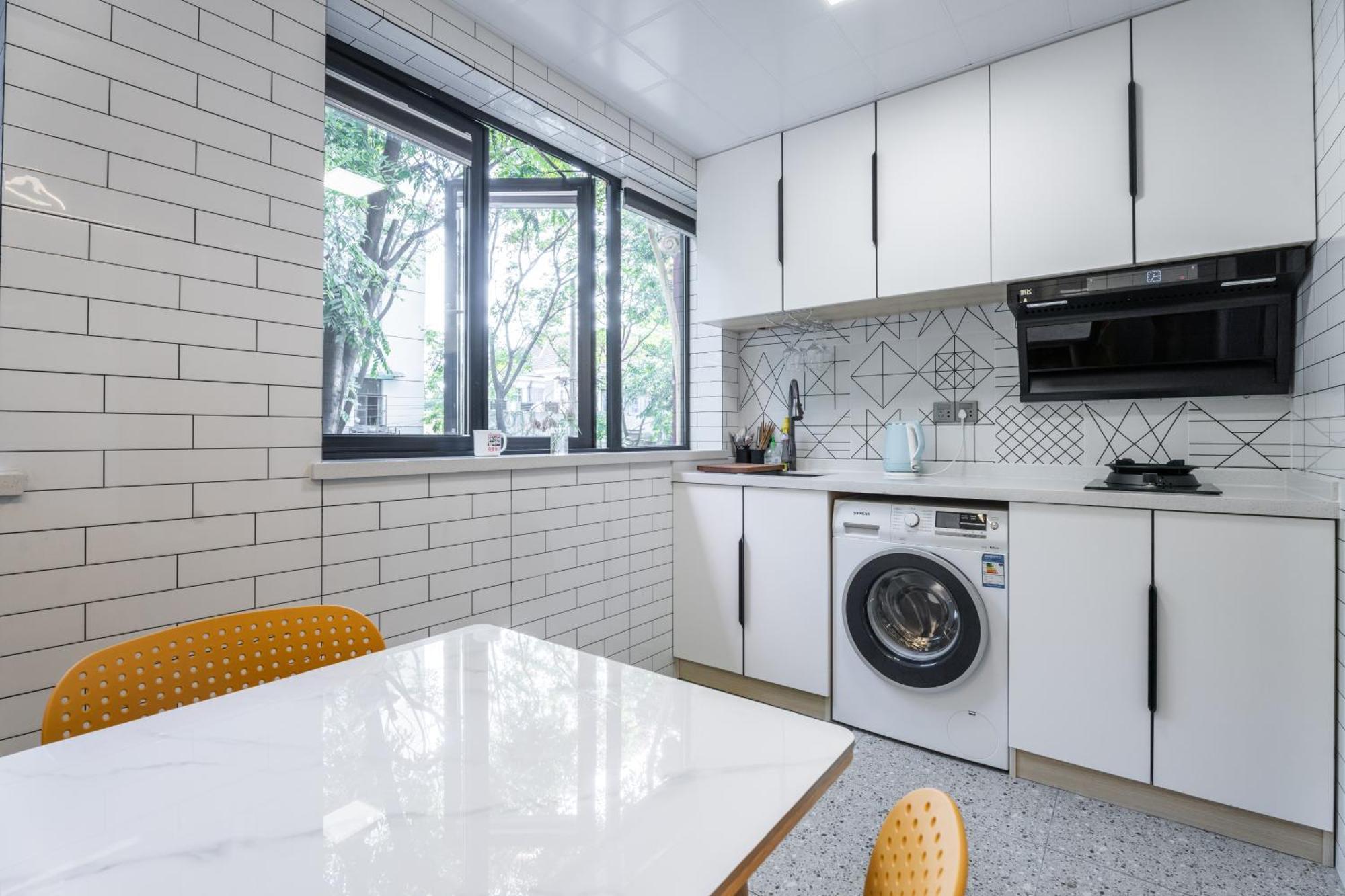 Apartment Hills&xing 1885 Family Near Line2 & Line12 West Nanjing Road *