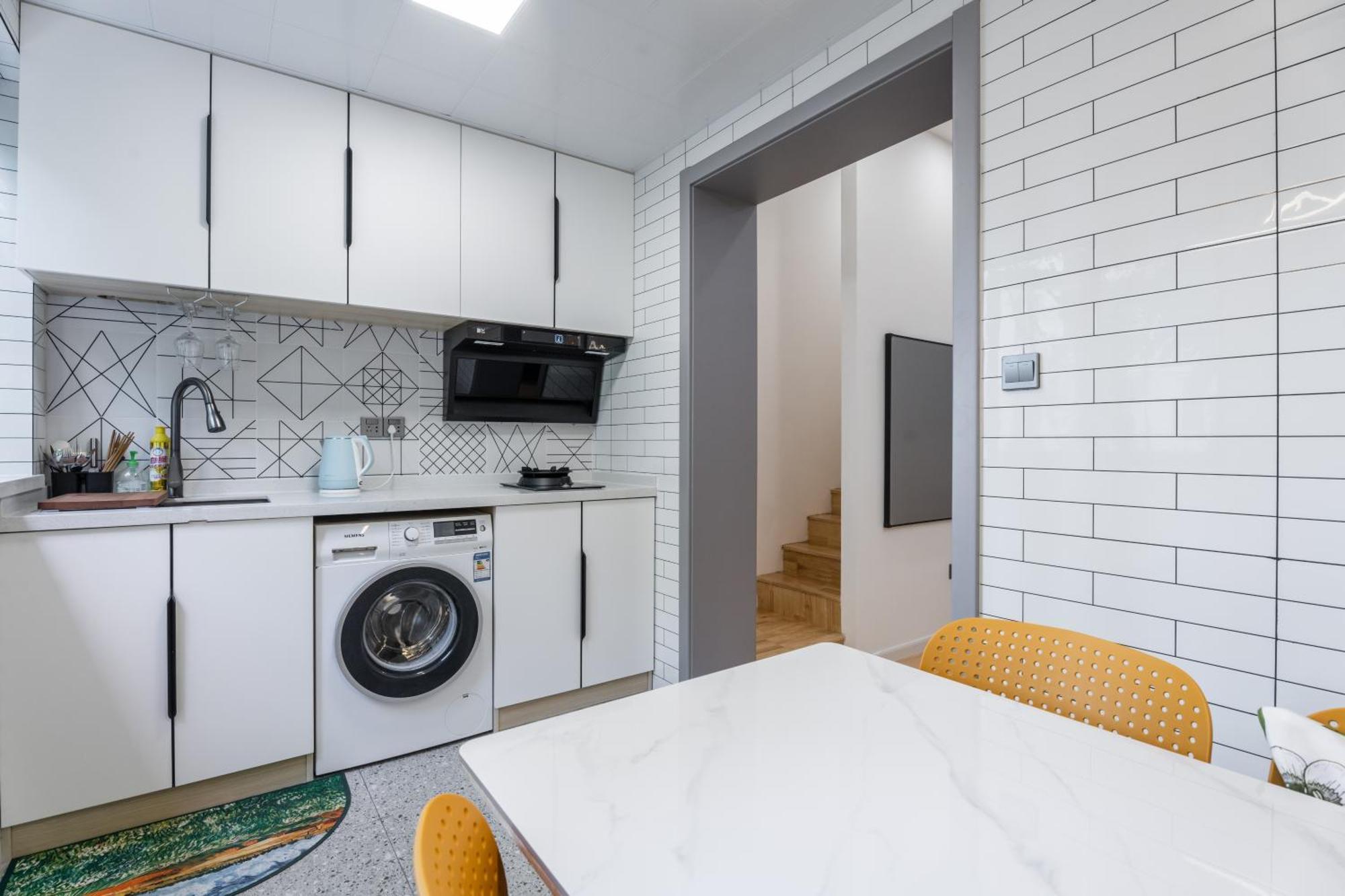 Apartment Hills&xing 1885 Family Near Line2 & Line12 West Nanjing Road *